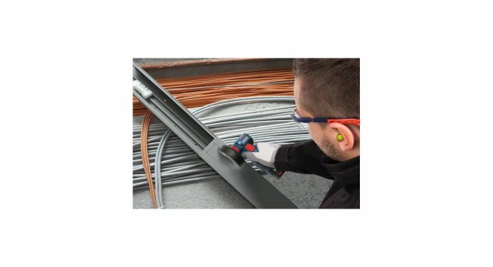 Bosch 06019F2000 - Meuleuse Angulaire Sans Fil GWS 12V-76 C&G - Machine Seule - 06019F2000 3 Bosch 06019F2000 - Meuleuse Angulaire Sans Fil GWS 12V-76 C&G - Machine Seule - 06019F2000 – Image 3