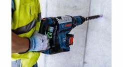 Bosch 0611913002 - Marteau-perforateur Sans Fil GBH 18V-45 C 2x ProCORE18V 12,0Ah, Chargeur GAL 18V-160 C, Butée De Profondeur, Poignée Supplémentaire, Chiffon, Gros Tube, CoMo GCY 42 - 0611913002 10 Bosch 0611913002 - Marteau-perforateur Sans Fil GBH 18V-45 C 2x ProCORE18V 12,0Ah, Chargeur GAL 18V-160 C, Butée De Profondeur, Poignée Supplémentaire, Chiffon, Gros Tube, CoMo GCY 42 - 0611913002 -Bosch Shop f36bcec11462c9b302d75e096fc4d530 1